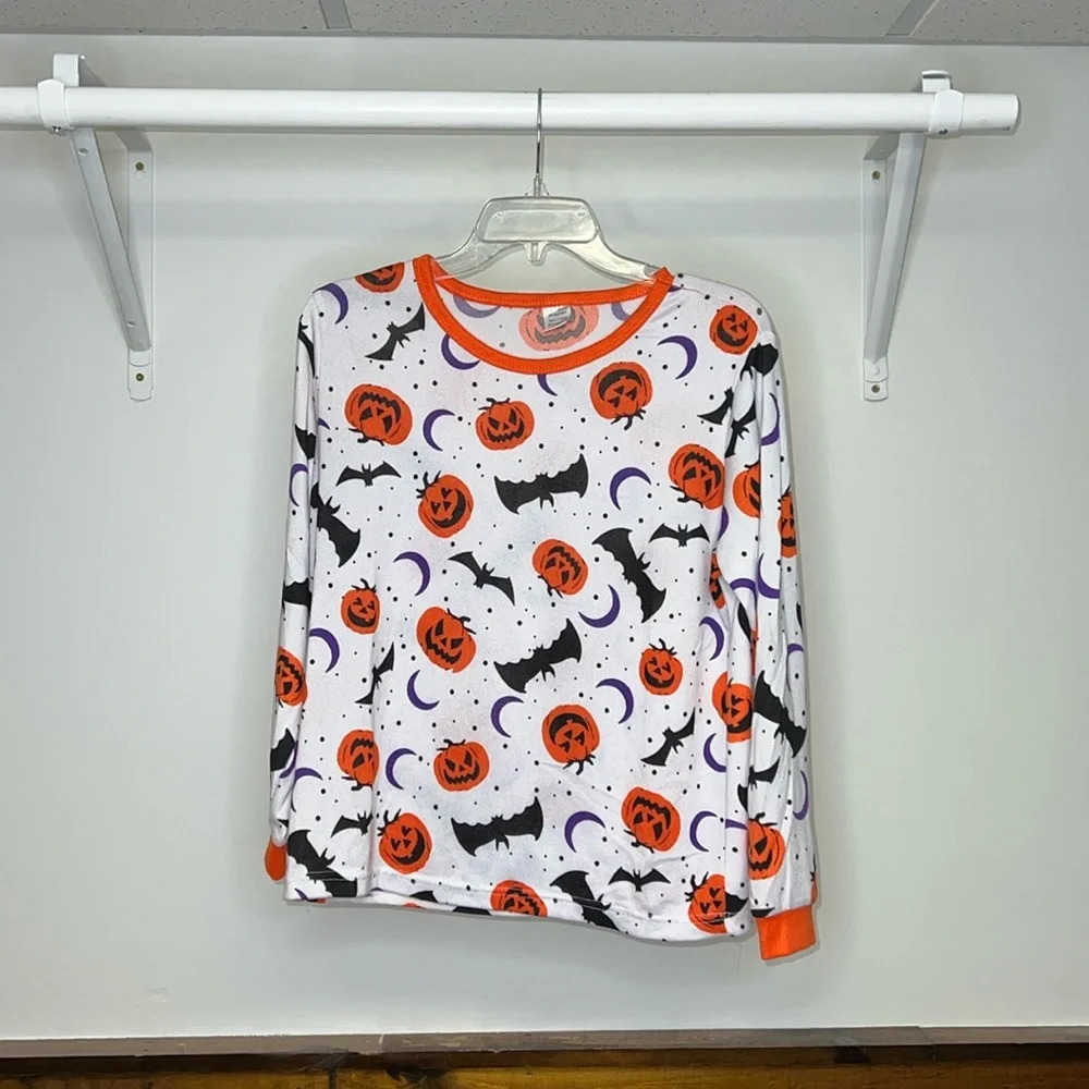 Halloween Graphic Long Sleeve Pajama Top- XL